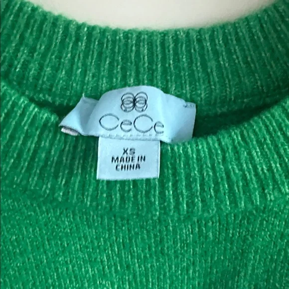 CeCe Brand Woman’s Vibrant Green Crew Neck Sweater - Size XS - Picture 2 of 7